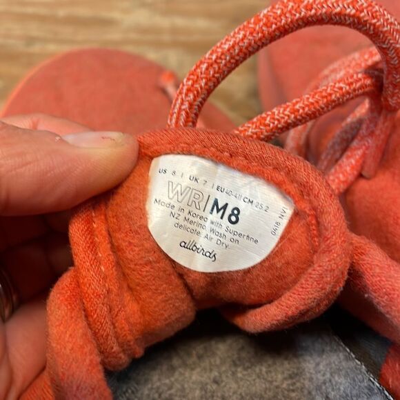 AllBirds wool runners woman’s orange tennis shoes in size 8 - Picture 8 of 10
